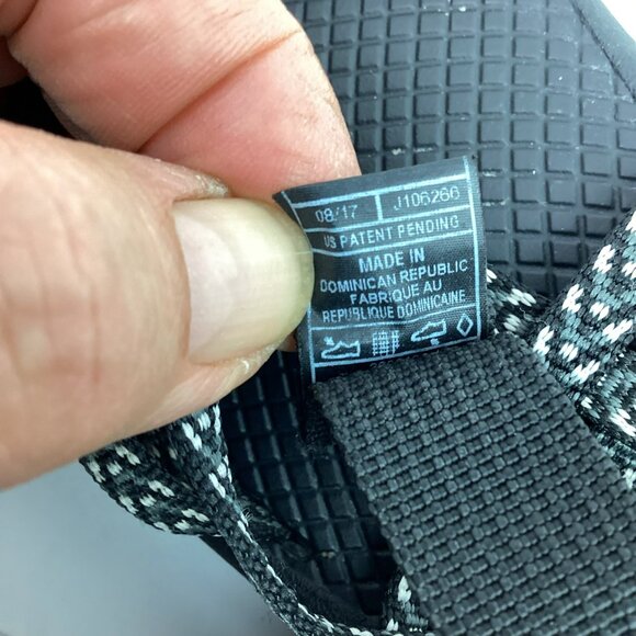 Chaco Z Cloud X2 Strappy Womens 9 Black & White Performance Sandals - Picture 9 of 11